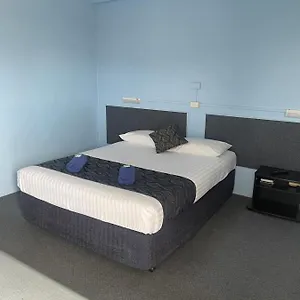  Hotel Springsure Hotel Motel